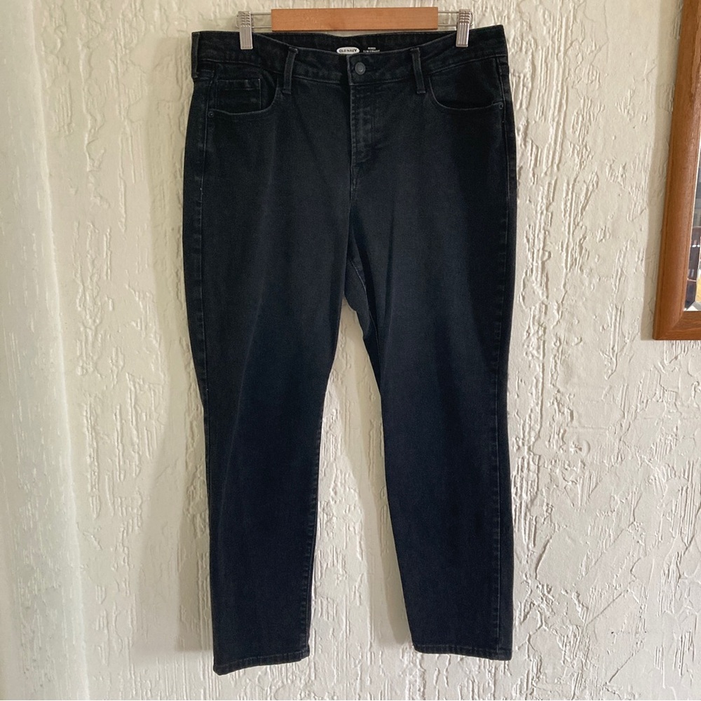 Old Navy Black Mid Rise Slim Straight Leg Jeans Size 14 Short
